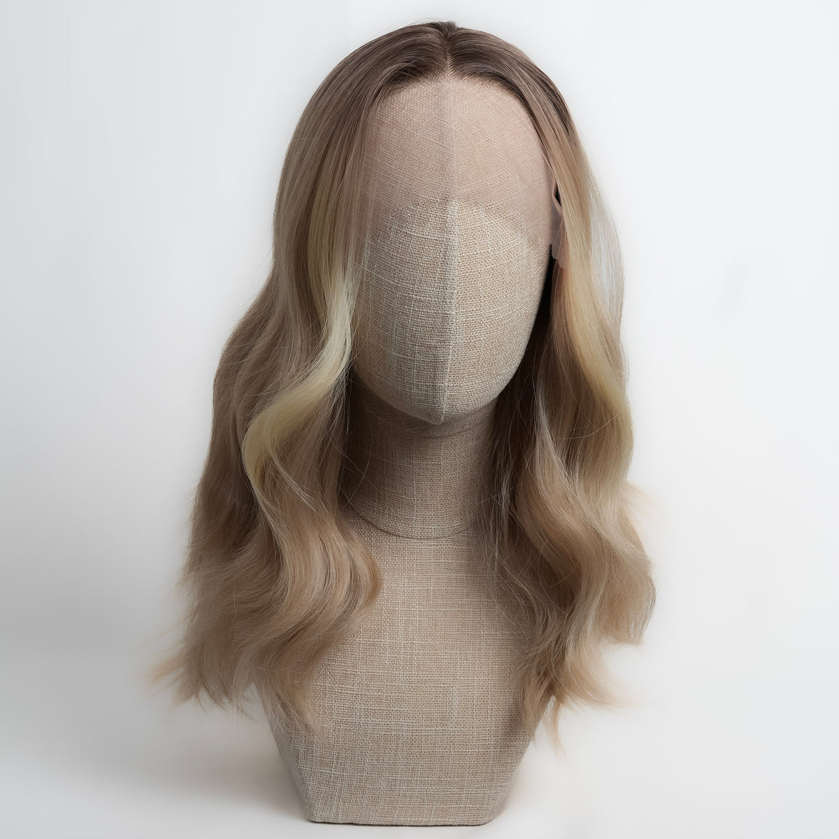 SATTINÉE Luna Wig, 13x4 Lace Front Perücke 20 Zoll, Farbe J6178