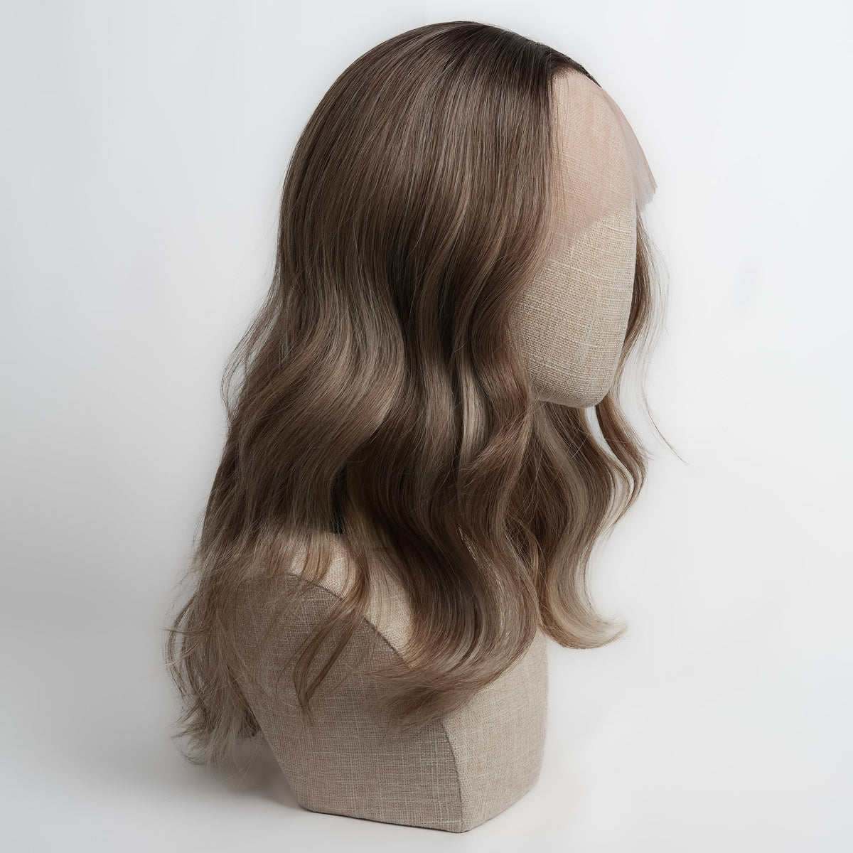 SATTINÉE Luna Wig, 13x4 Lace Front Perücke 20 Zoll