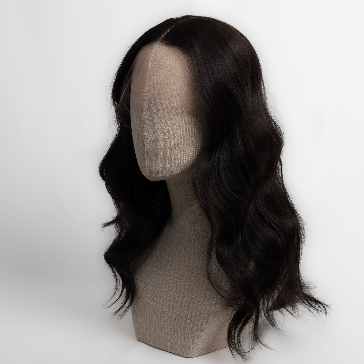 SATTINÉE Luna Wig, 13x4 Lace Front Perücke 20 Zoll, Farbe 4